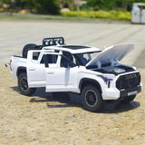 [TOY] 1:24 Toyota 2022 Tundra XK70 ホワイト モデルカー Die-Cast