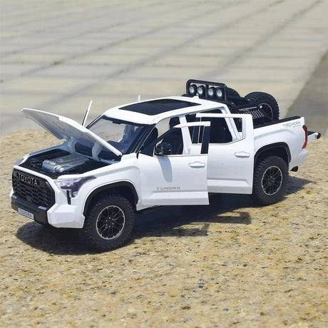 [TOY] 1:24 Toyota 2022 Tundra XK70 valkoinen pienoismalli Die-Cast