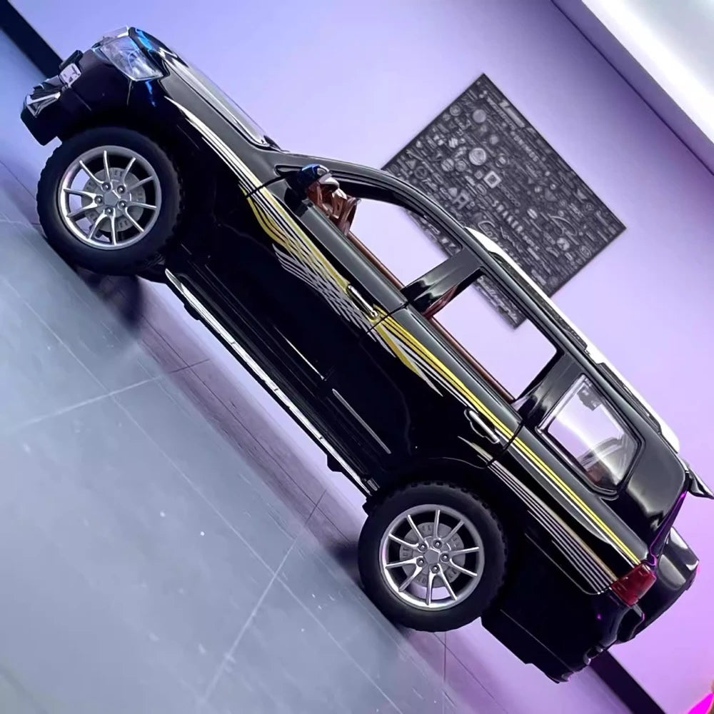 [TOY] 1:24 Toyota 2023 Land Cruiser Prado J50 zwart modelauto Die-Cast