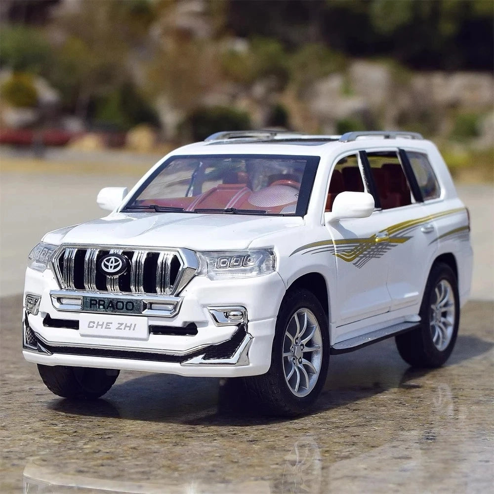 [TOY] 1:24 Toyota 2023 Land Cruiser Prado J50 White Model Car Die-Cast