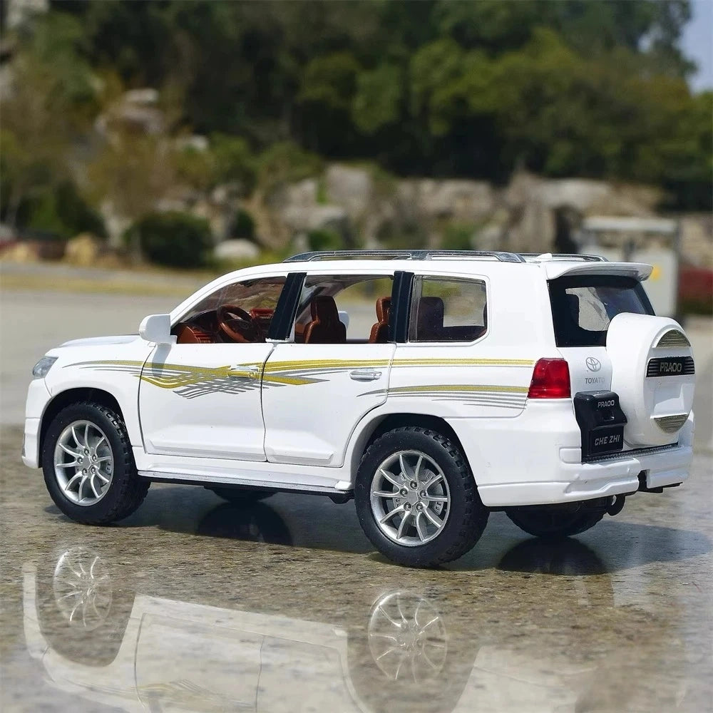 [TOY] 1:24 Toyota 2023 Land Cruiser Prado J50 White Model Car Die-Cast