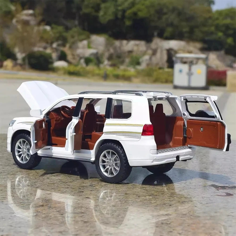 [TOY] 1:24 Toyota 2023 Land Cruiser Prado J50 White Model Car Die-Cast