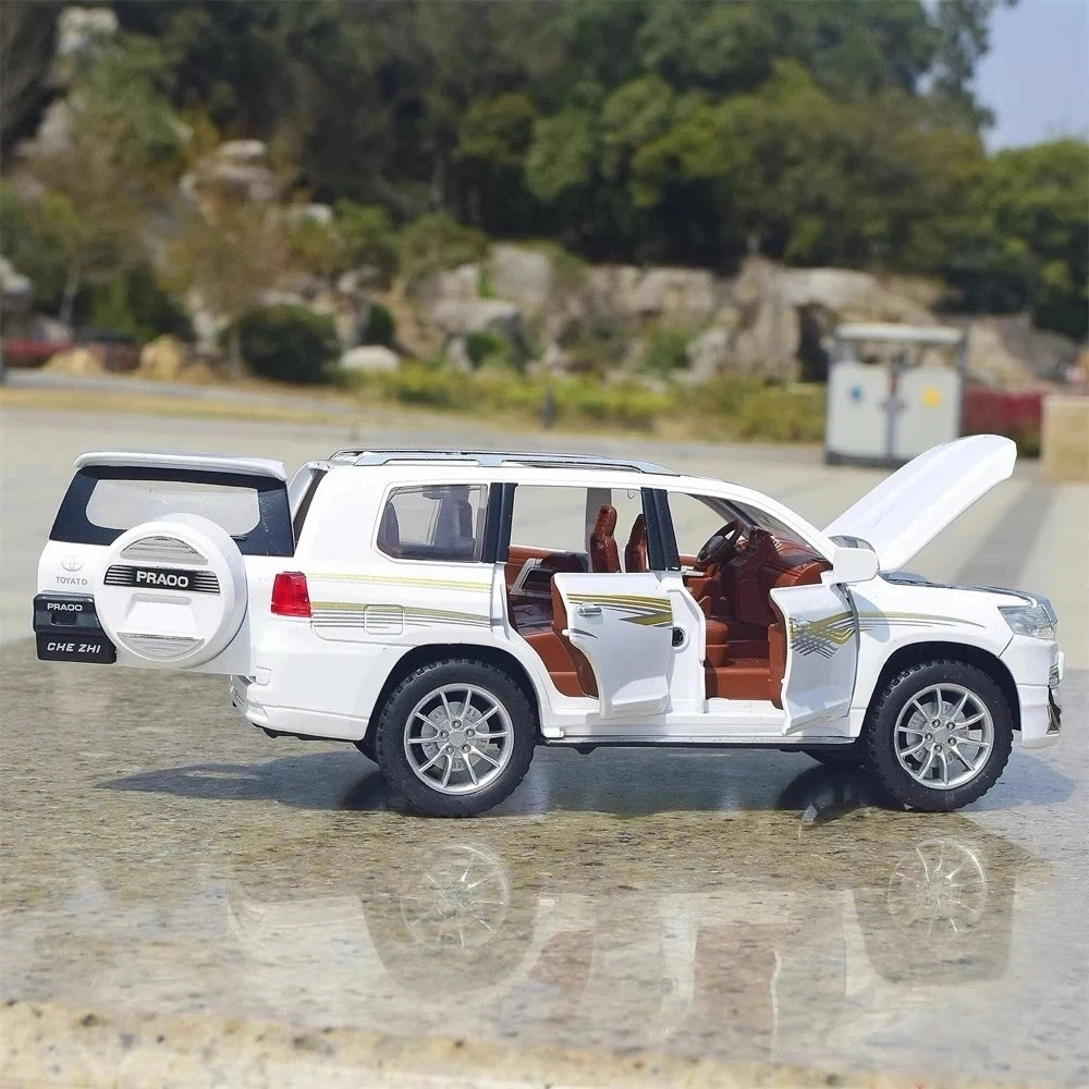 [TOY] 1:24 Toyota 2023 Land Cruiser Prado J50 White Model Car Die-Cast