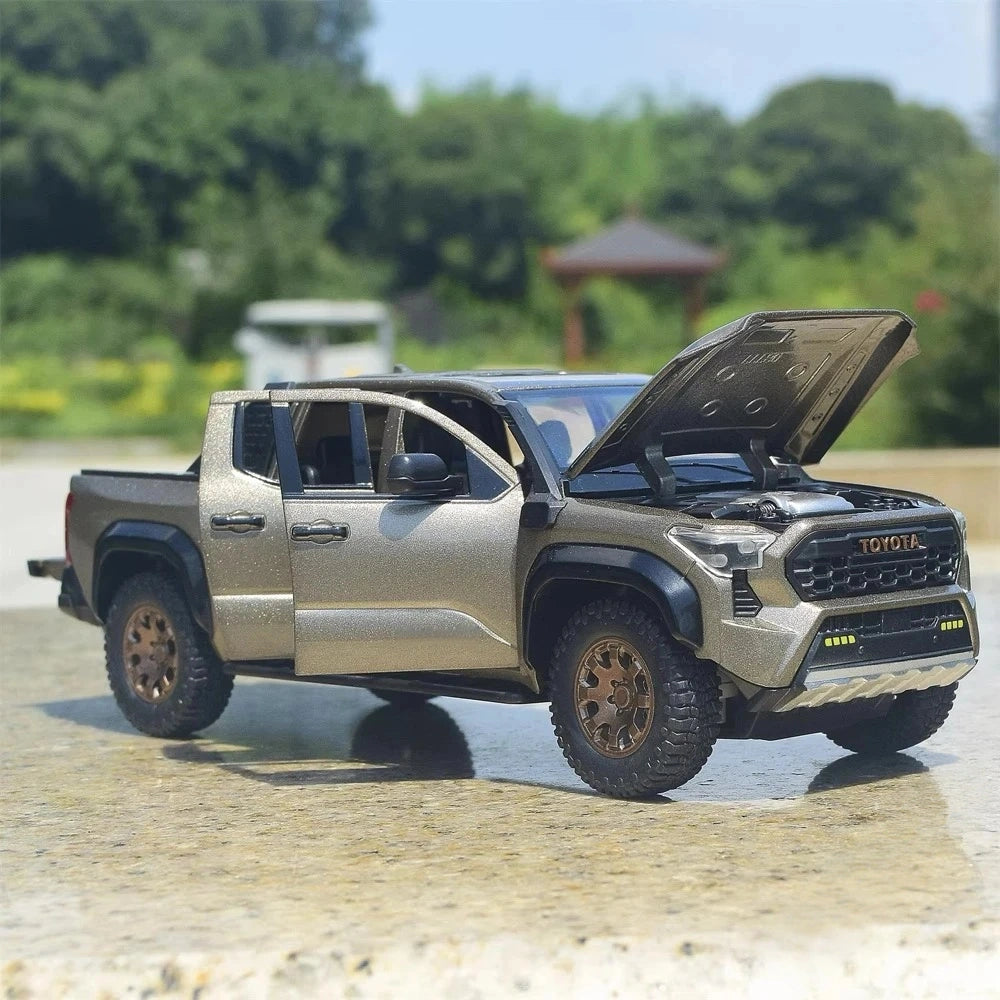 [TOY] 1:24 Toyota 2024 Tacoma Brown Model Car Die-Cast