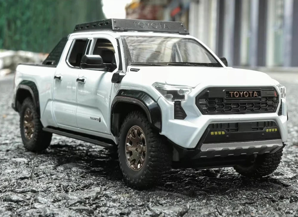 [TOY] 1:24 Toyota 2024 Tacoma wit modelauto Die-Cast