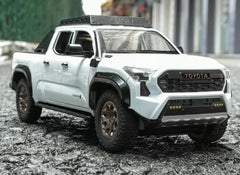 [TOY] 1:24 Toyota 2024 Tacoma White Model Car Die-Cast