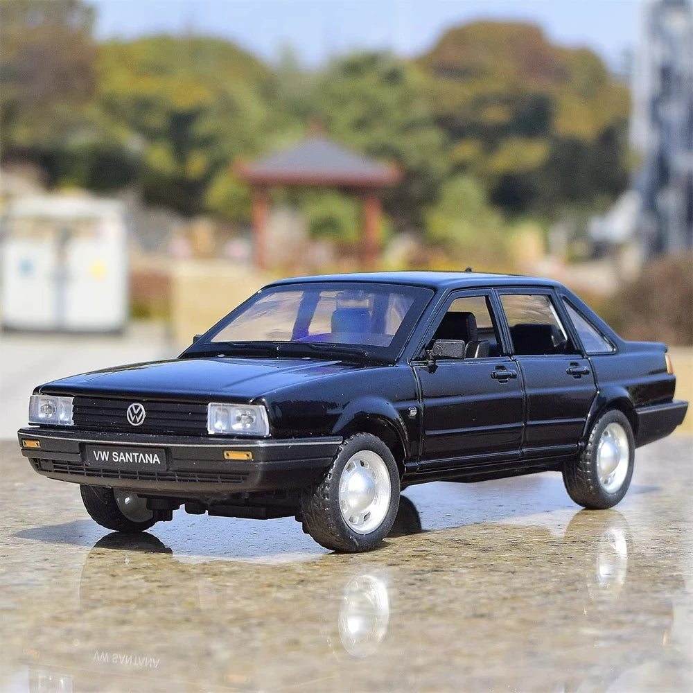 [TOY] 1:24 Volkswagen 1981 Santana nero modellino di auto Die-Cast