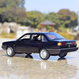 [TOY] 1:24 Volkswagen 1981 Santana zwart modelauto Die-Cast