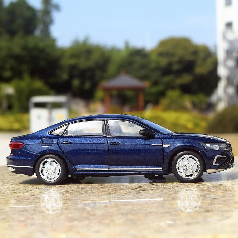 [TOY] 1:24 Volkswagen 2023 Passat NMS Blue Model Car Die-Cast