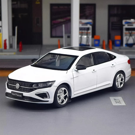 Volkswagen 2023 Passat NMS White 1:24 – model wyświetlacza odlewany