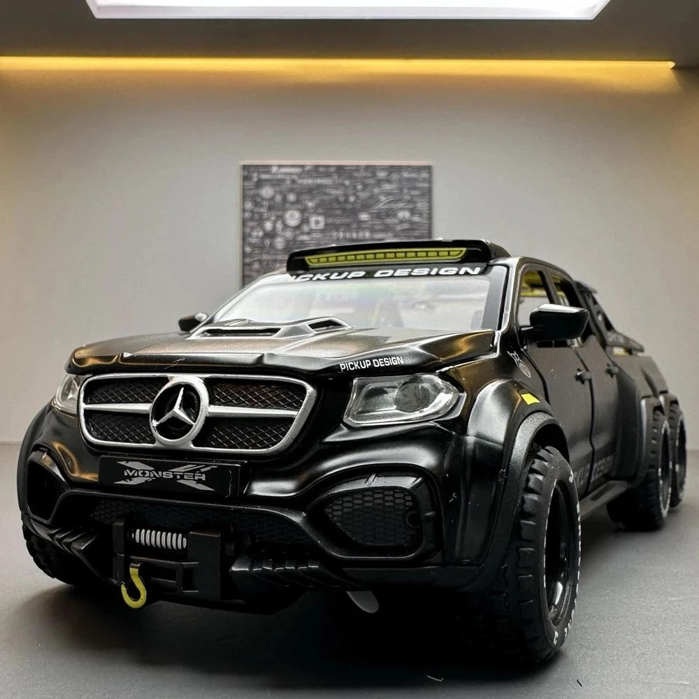[TOY] 1:28 Mercedes-Benz 2023 X-Class 6x6 Black Model Car Die-Cast
