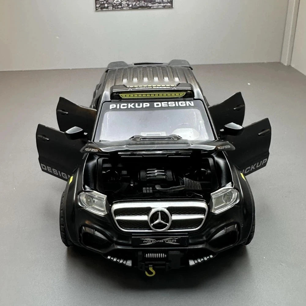 [TOY] 1:28 Mercedes-Benz 2023 X-Class 6x6 Black Model Car Die-Cast