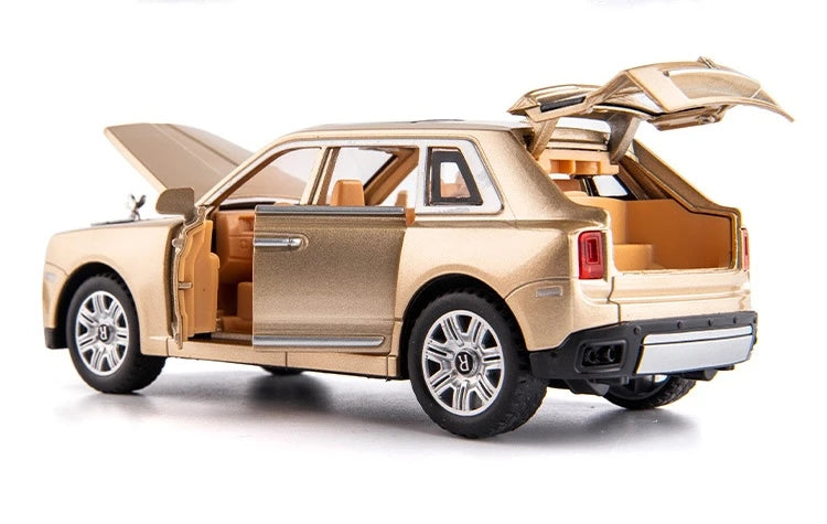 [TOY] 1:28 Rolls-Royce 2018 Cullinan Gold Model Car Die-Cast