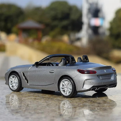 BMW 2019 G29 Z4 Harmaa 1:30 – Valuvalettu näyttömalli