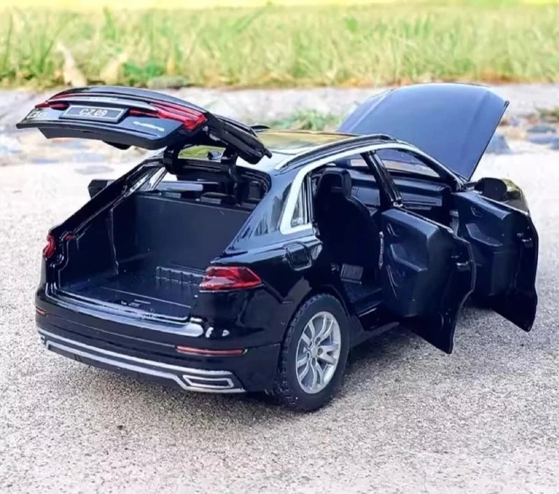 [TOY] 1:32 Audi 2018 Q8 Black Model Car Die-Cast