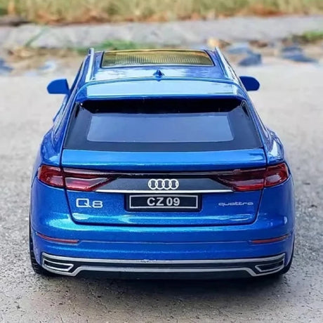 [TOY] 1:32 Audi 2018 Q8 Blue Model Car Die-Cast