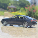 [TOY] 1:32 Audi 2019 A6L svart modellbil Die-Cast