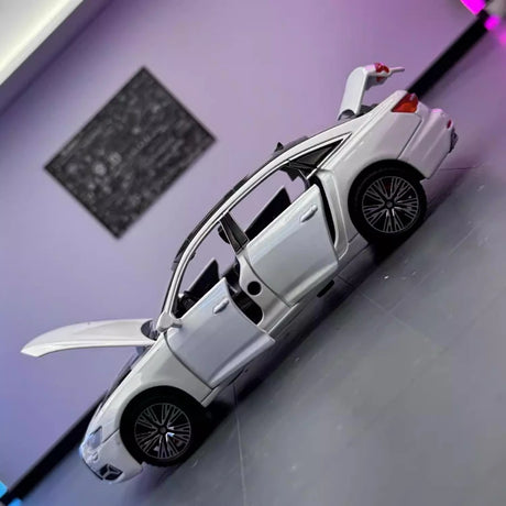 [TOY] 1:32 Audi 2019 A6L White Model Car Die-Cast