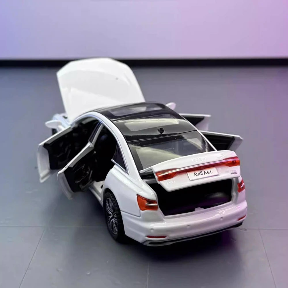 [TOY] 1:32 Audi 2019 A6L vit modellbil Die-Cast