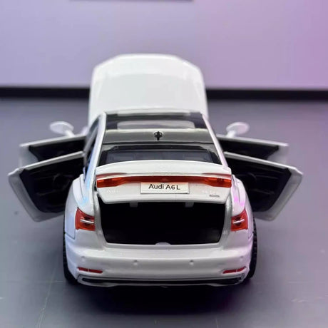 [TOY] 1:32 Audi 2019 A6L White Model Car Die-Cast