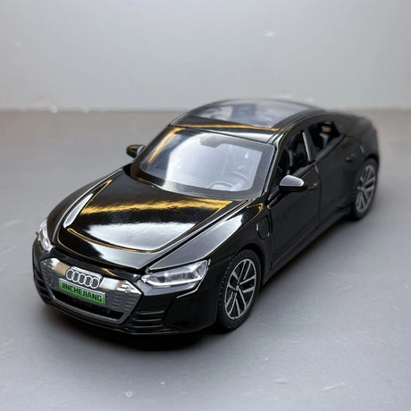 Audi 2021 E-Tron GT preto 1:32 – modelo de exposição em metal fundido