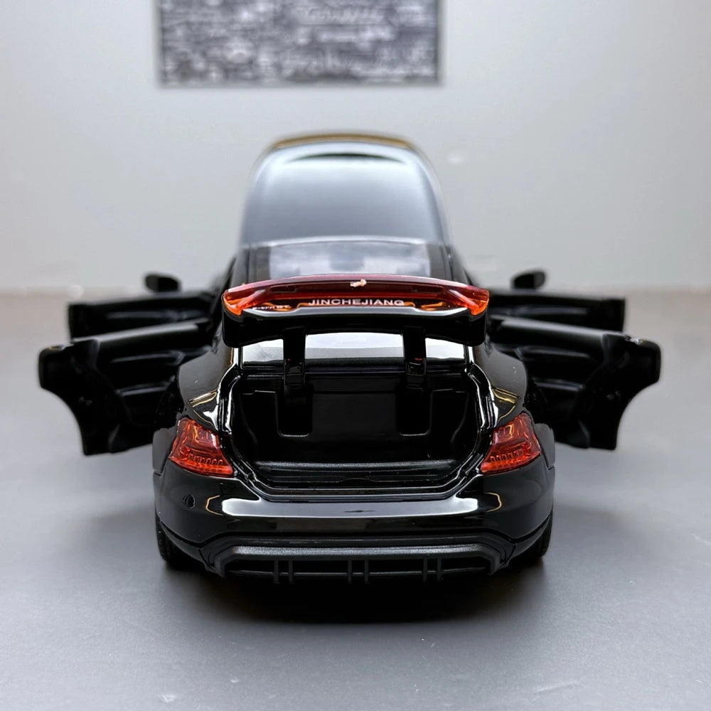 [TOY] 1:32 Audi 2021 E-Tron GT svart modellbil Die-Cast