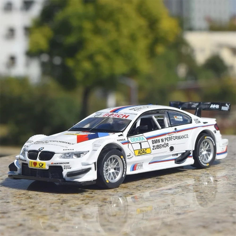 [TOY] 1:32 BMW 2012 E92 M3 DTM #1 Model Car Die-Cast
