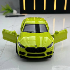[TOY] 1:32 BMW 2017 G15 M8 Green Model Car Die-Cast