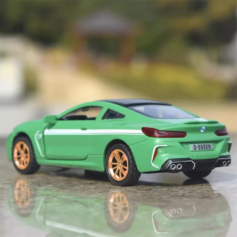 [TOY] 1:32 BMW 2019 F9X MANHART MH8 800 Green Model Car Die-Cast