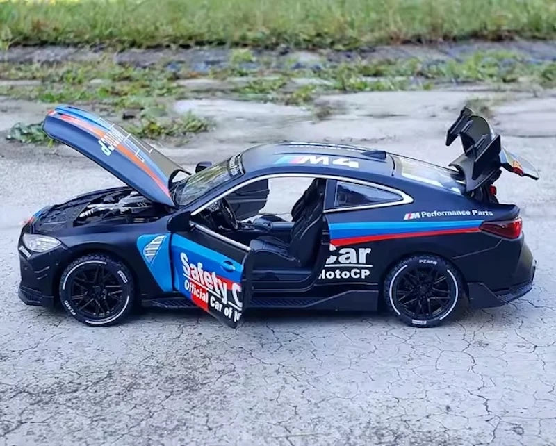 [TOY] 1:32 BMW 2023 G82 M4 MotoGP Safety Car Black Model Car Die-Cast