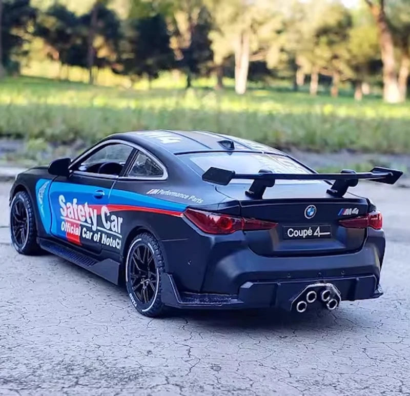 [TOY] 1:32 BMW 2023 G82 M4 MotoGP Safety Car Black Model Car Die-Cast