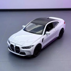 [TOY] 1:32 BMW 2023 G82 M4 White Model Car Die-Cast