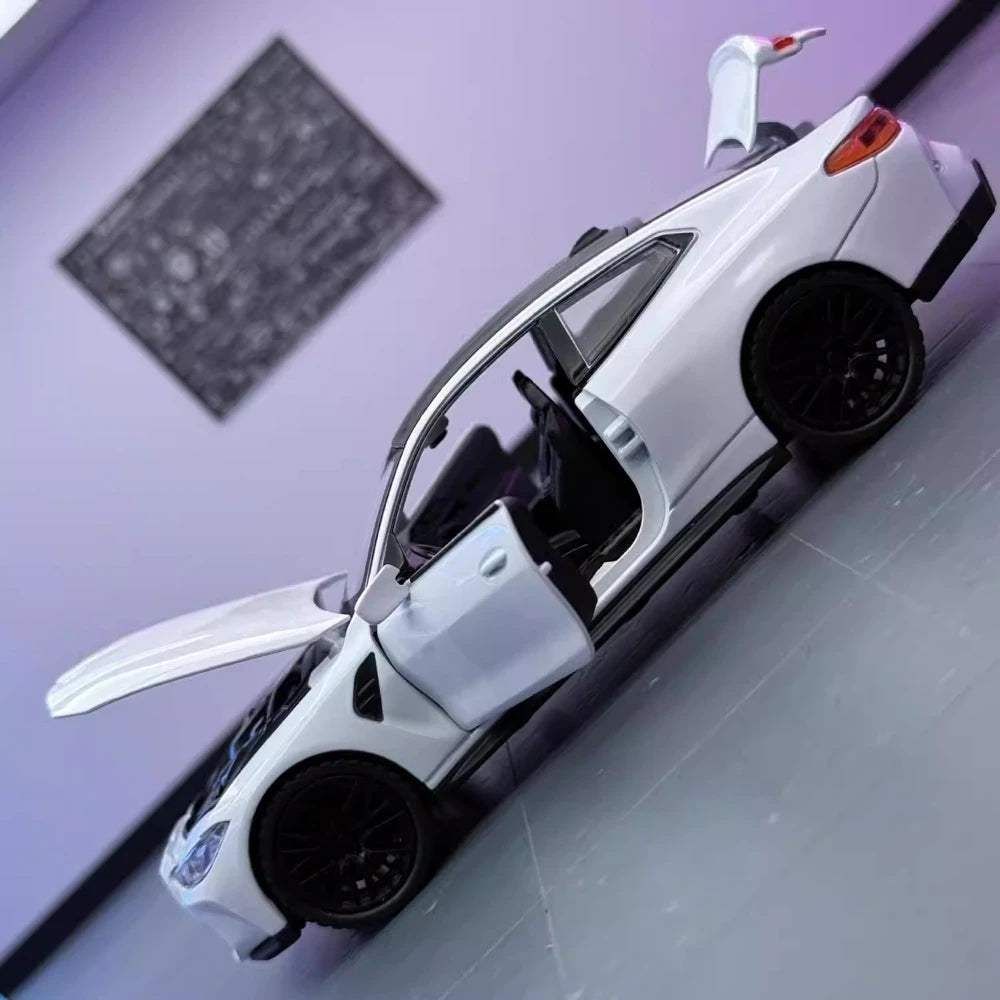 [TOY] 1:32 BMW 2023 G82 M4 White Model Car Die-Cast