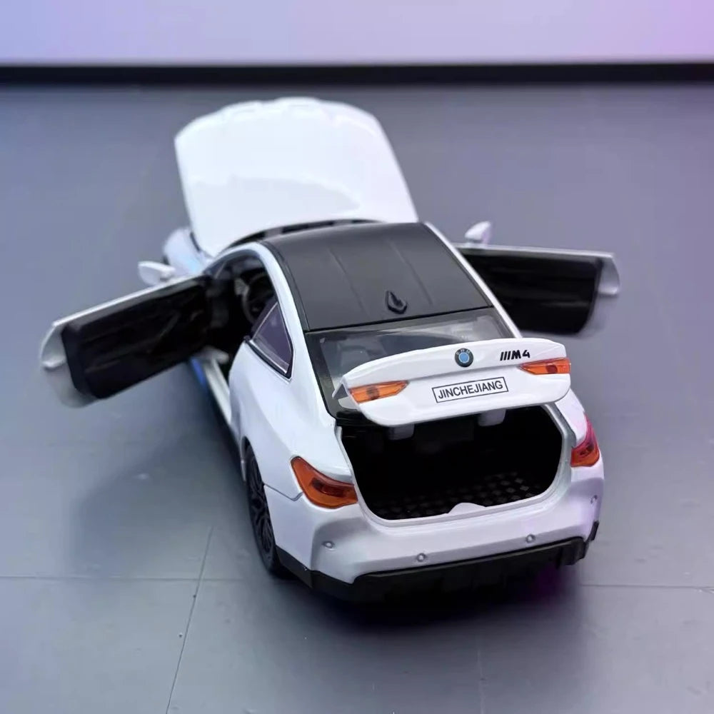 [TOY] 1:32 BMW 2023 G82 M4 valkoinen pienoismalli Die-Cast