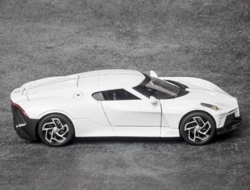 [TOY] 1:32 Bugatti 2021 La Voiture Noire vit modellbil Die-Cast