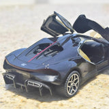 [TOY] 1:32 Bugatti 2024 Tourbillon guld modellbil Die-Cast