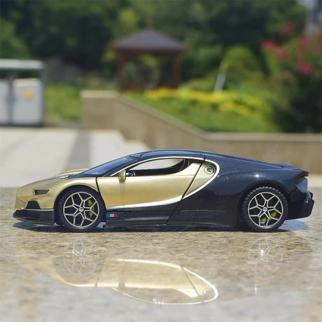 [TOY] 1:32 Bugatti 2024 Tourbillon Gold Model Car Die-Cast