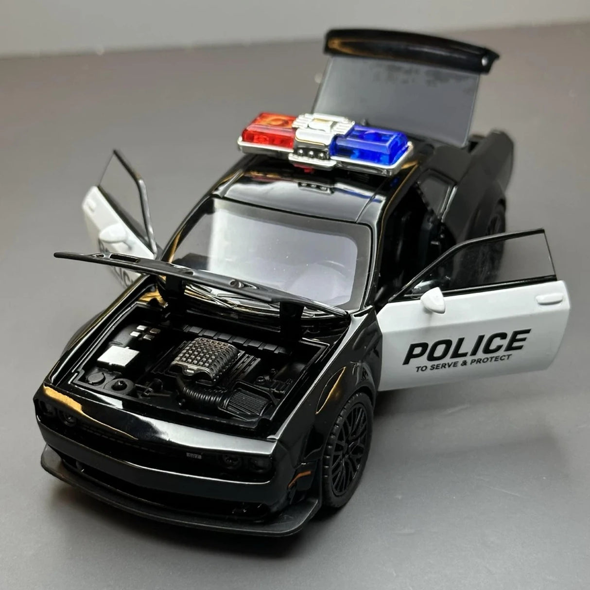 [TOY] 1:32 Dodge 2021 SRT Hellcat Police modellbil Die-Cast