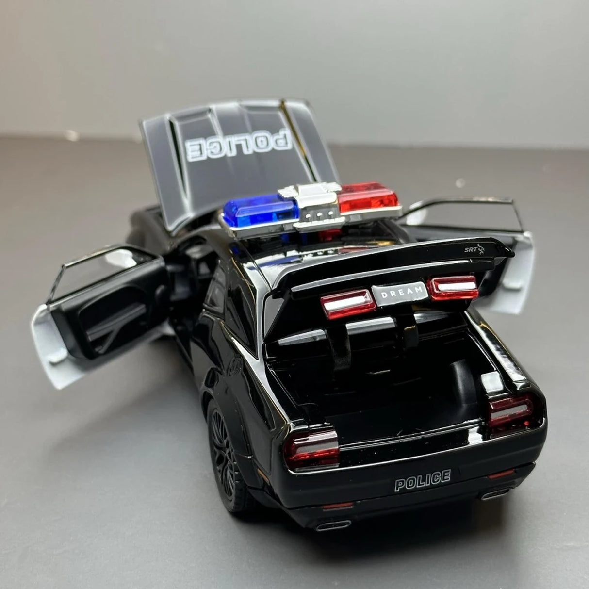 [TOY] 1:32 Dodge 2021 SRT Hellcat Police modellbil Die-Cast