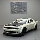 [TOY] 1:32 Dodge 2021 SRT Hellcat vit modellbil Die-Cast