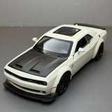 [TOY] 1:32 Dodge 2021 SRT Hellcat vit modellbil Die-Cast