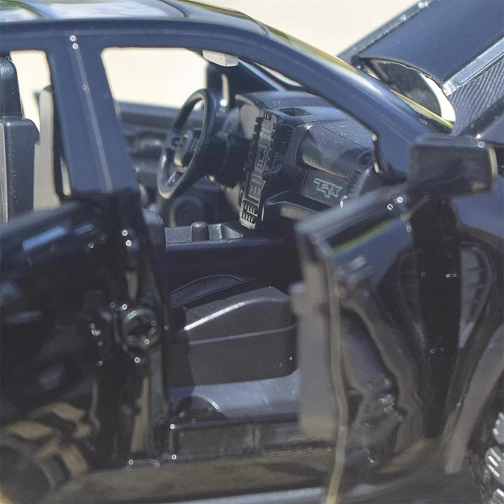 [TOY] 1:32 Dodge Hennessey 2021 Mammoth 1000 TRX ブラック モデルカー Die-Cast