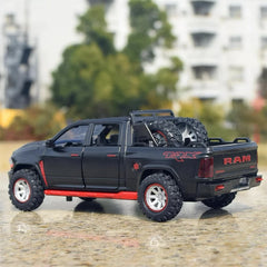 [TOY] 1:32 Dodge RAM 2023 TRX Black Model Car Die-Cast