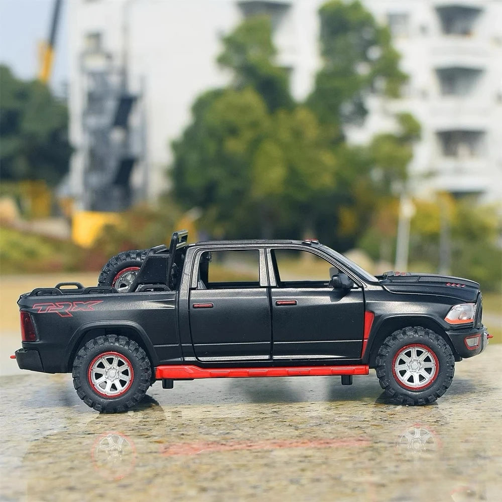[TOY] 1:32 Dodge RAM 2023 TRX Black Model Car Die-Cast