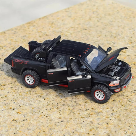 [TOY] 1:32 Dodge RAM 2023 TRX svart modellbil Die-Cast