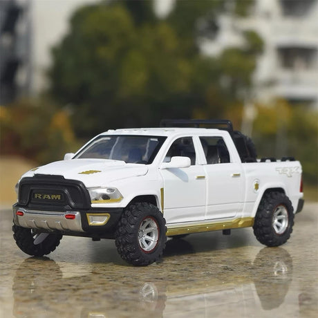 [TOY] 1:32 Dodge RAM 2023 TRX White Model Car Die-Cast
