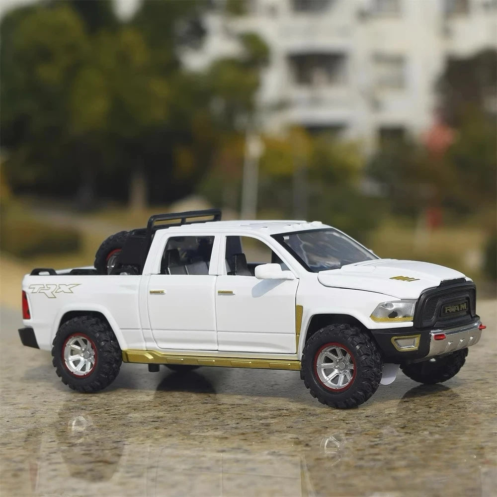 [TOY] 1:32 Dodge RAM 2023 TRX White Model Car Die-Cast