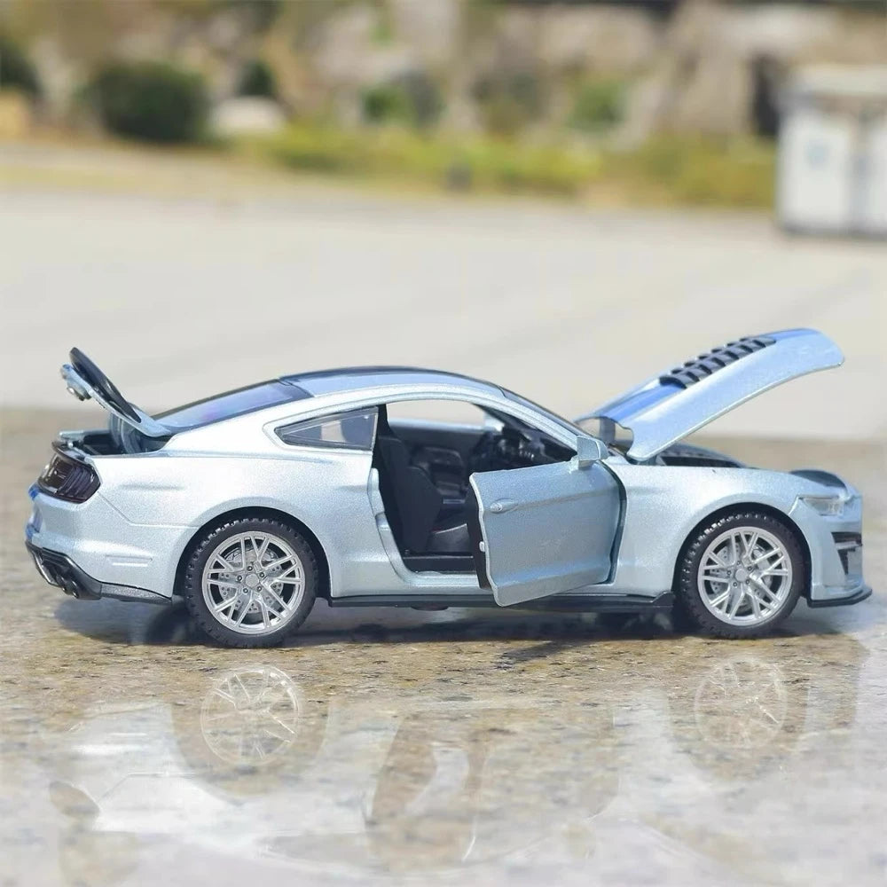 [TOY] 1:32 Ford 2020 Mustang Shelby GT500 Silver Model Car Die-Cast
