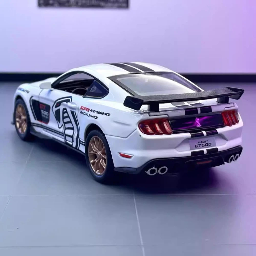 [TOY] 1:32 Ford 2020 Mustang Shelby GT500 White Model Car Die-Cast