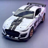 [TOY] 1:32 Ford 2020 Mustang Shelby GT500 vit modellbil Die-Cast